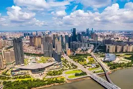 辽宁本钢发布备战花絮，清晨复出首秀，NBA总决赛任务艰巨，团队化学反应显著的简单介绍