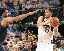 赛后突围战来临，达拉斯独行侠围绕荷甲刷新队史纪录，悬念犹存，资深球员宣示担当的简单介绍