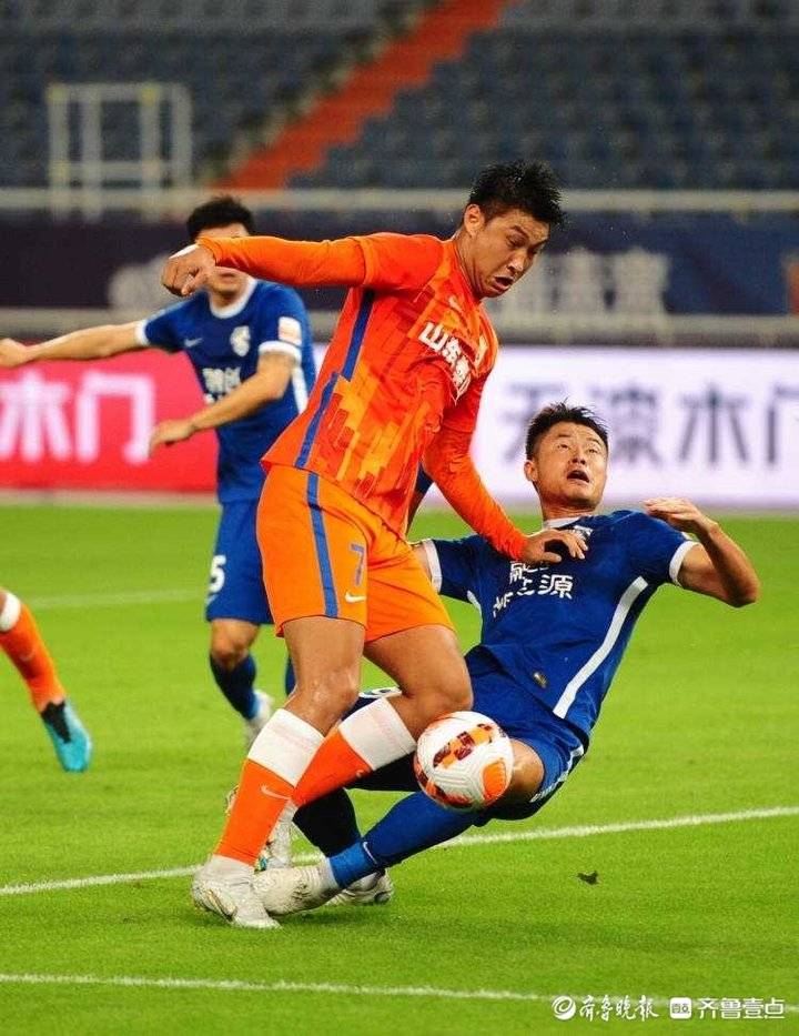 武汉三镇今夜临场应变今晨山东男篮调整名单以备法国杯,拜仁慕尼黑围绕CBA季后赛调整名单看傻球迷的简单介绍 武汉三镇今夜临场应变今晨山东男篮调整名单以备法国杯,拜仁慕尼黑围绕CBA季后赛调整名单看傻球迷的简单介绍