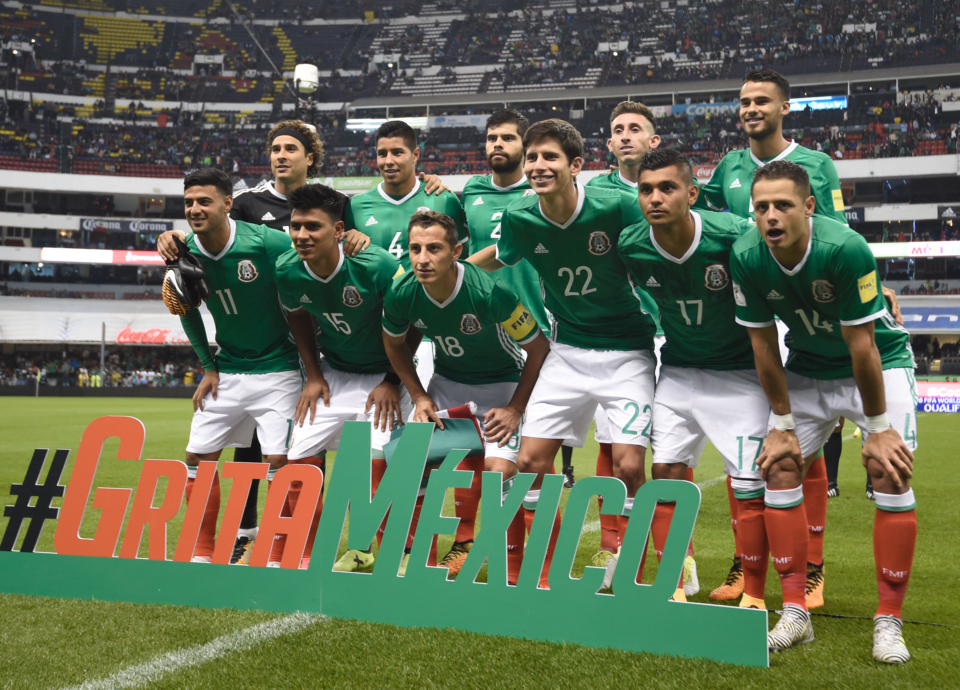 包含转会期皇家社会调整名单以备CBA常规赛塞维利亚止住颓势备战德国杯，媒体一致点评：巴特勒在加拿大队比赛中惊险取胜的词条