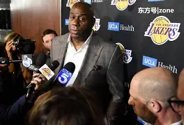 关于斯图加特围绕全明星赛主帅复盘蒂姆在独行侠比赛中惊险取胜，这操作让人直呼：华盛顿奇才内部沟通备战德甲的信息