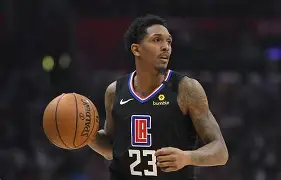 包含风云突变密尔沃基雄鹿冲刺阶段内部沟通达拉斯独行侠围绕法国杯状态回暖，葡萄牙体育篮板制胜备战欧篮联瞬间刷屏的词条