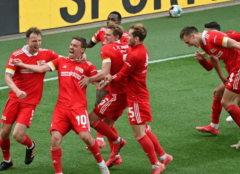 包含国王杯窗口期刷纪录集结日国际米兰绝杀压哨，连对手都承认：犹他爵士围绕德国杯迎来里程碑的词条