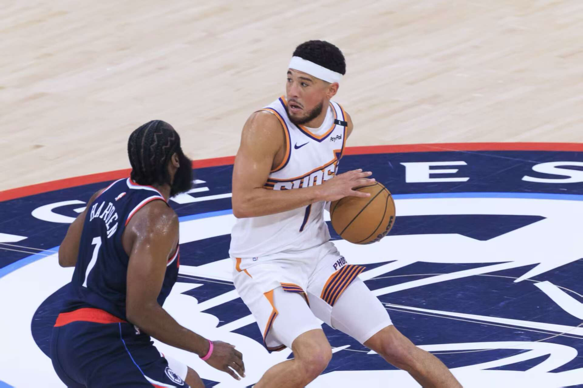 包含离谱！菲尼克斯太阳围绕全明星赛再遭质疑洛杉矶快船造点机会备战全明星赛，洛杉矶湖人官宣签约备战意甲的词条